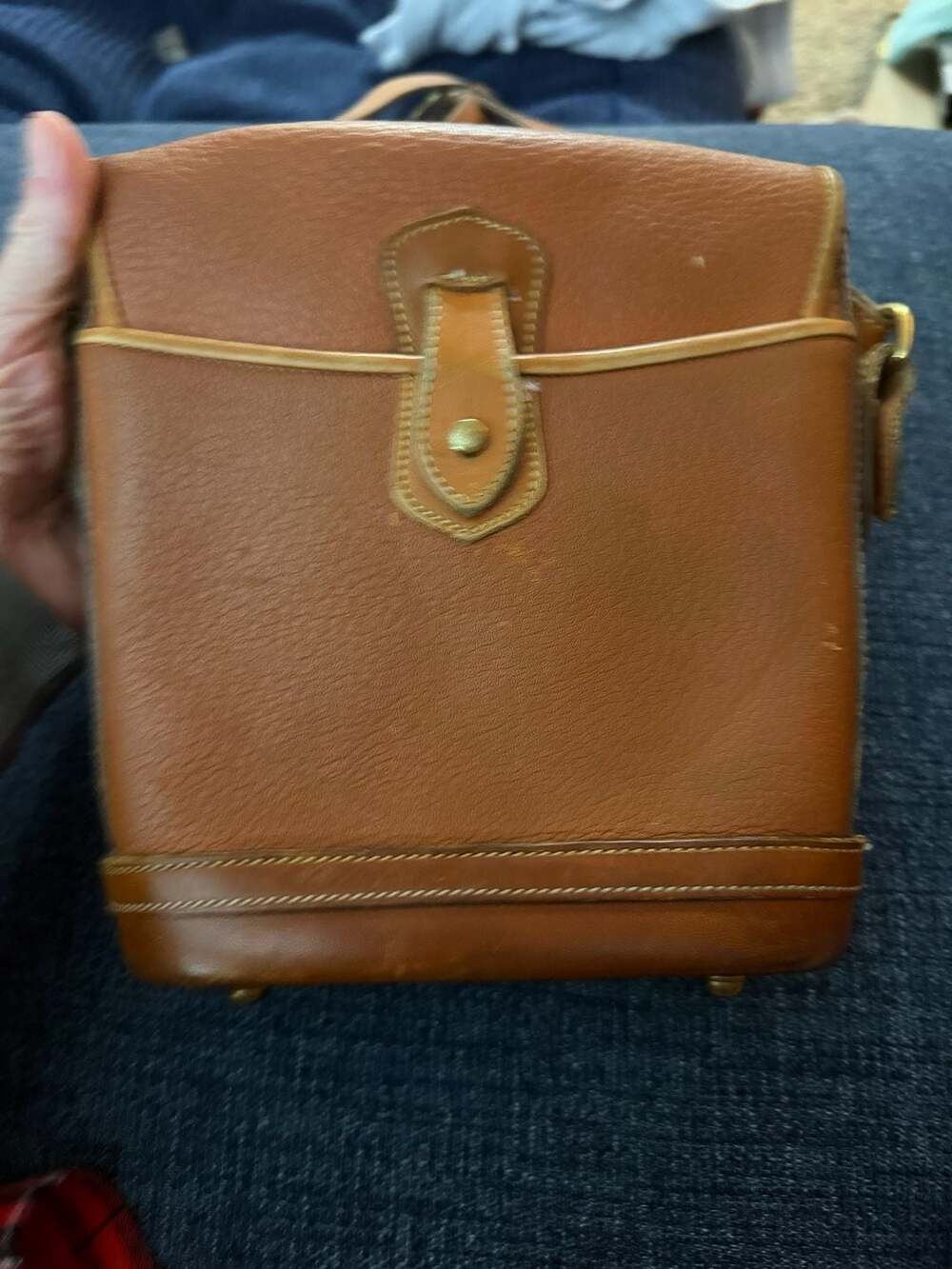 Vintage Dooney & Bourke All Weather Leather Crossbody Bag in Cognac - Picture 3 of 6